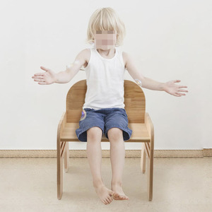 <span class=keywords><strong>Sedia</strong></span> <span class=keywords><strong>per</strong></span> Bambini in Legno Naturale Massiccio, Regolabile in Altezza, Arredamento Montessori, Regalo di Compleanno <span class=keywords><strong>per</strong></span> Bambini - Product Image 2