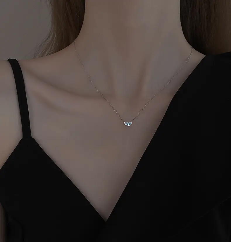 Стильное позолоченное ожерелье из стерлингового серебра 925 пробы с кулоном в виде крошечного сердца с высокой полировкой для женщин