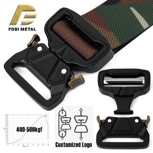 Hebilla de Liberación Rápida para Correa de Perro T5017 OEM/ODM de 38 mm, Hebilla de Metal con Revestimiento Suave para Collar de Perro - Product Image 1