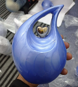 Urna de cremación para adultos de aluminio de alta calidad, acabado mate, Color personalizado, venta al por mayor, precio bajo, tarro para cenizas conmemorativas, suministros funerarios - Product Image 1