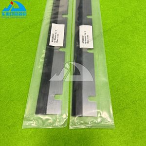 Hochwertige 2-teilige Waschklinge Länge 785mm 8 Schlitze für Mitsubishi 1E 1F Offsetdruckmaschinen-Teile Rakel - Product Image 3