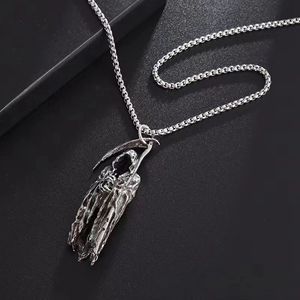 Nuevo Collar con Colgante de Hoz y Muerte Gótico Oscuro Personalizado para Accesorios de Joyería Masculina - Product Image 2