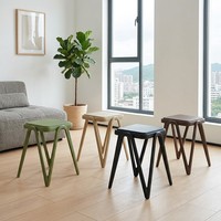 Tabouret de salle à manger moderne, style nordique minimaliste, design unique avec pieds en M, empilable, en plastique PP, gain de place, pour cuisine, café, salle d'attente