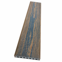 Plancher composite creux pour balcon, revêtement extérieur élégant