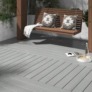 Pavimento in plastica di legno di recupero della terrazza esterna di decking della coestrusione vuota di alta qualità
