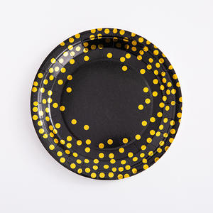 Vente en gros de 8 pièces de vaisselle jetable en papier <span class=keywords><strong>noir</strong></span> <span class=keywords><strong>et</strong></span> <span class=keywords><strong>or</strong></span> avec des points, gobelets, serviettes, assiettes, ensembles de vaisselle, assiettes en papier, vaisselle de table - Product Image 4