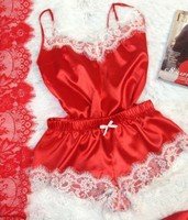 Ensemble de pyjama d'été 2 pièces en satin pour femme, respirant, avec débardeur à fines bretelles et short à taille élastique, bordure en dentelle