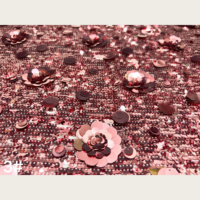 Tissu en tulle à sequins 3D fleuris de tailles variées, broderie de sequins superposés pour robes de soirée et de cérémonie