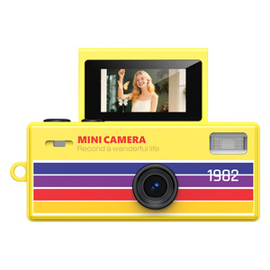 กล้องถ่ายรูปขนาดเล็กสไตล์เรโทร CCD หน้าจอพลิก 0.96 นิ้ว ความละเอียด 1080P HD พร้อมฟิลเตอร์สร้างสรรค์ 21 แบบ ไฟ LED เติมแสง ใช้เป็นจี้ห้อยกระเป๋า เป็นของขวัญ - Product Image 1