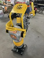 Pilon compacteur thermique 7,5 CV 80 kg pour travaux de tranchées