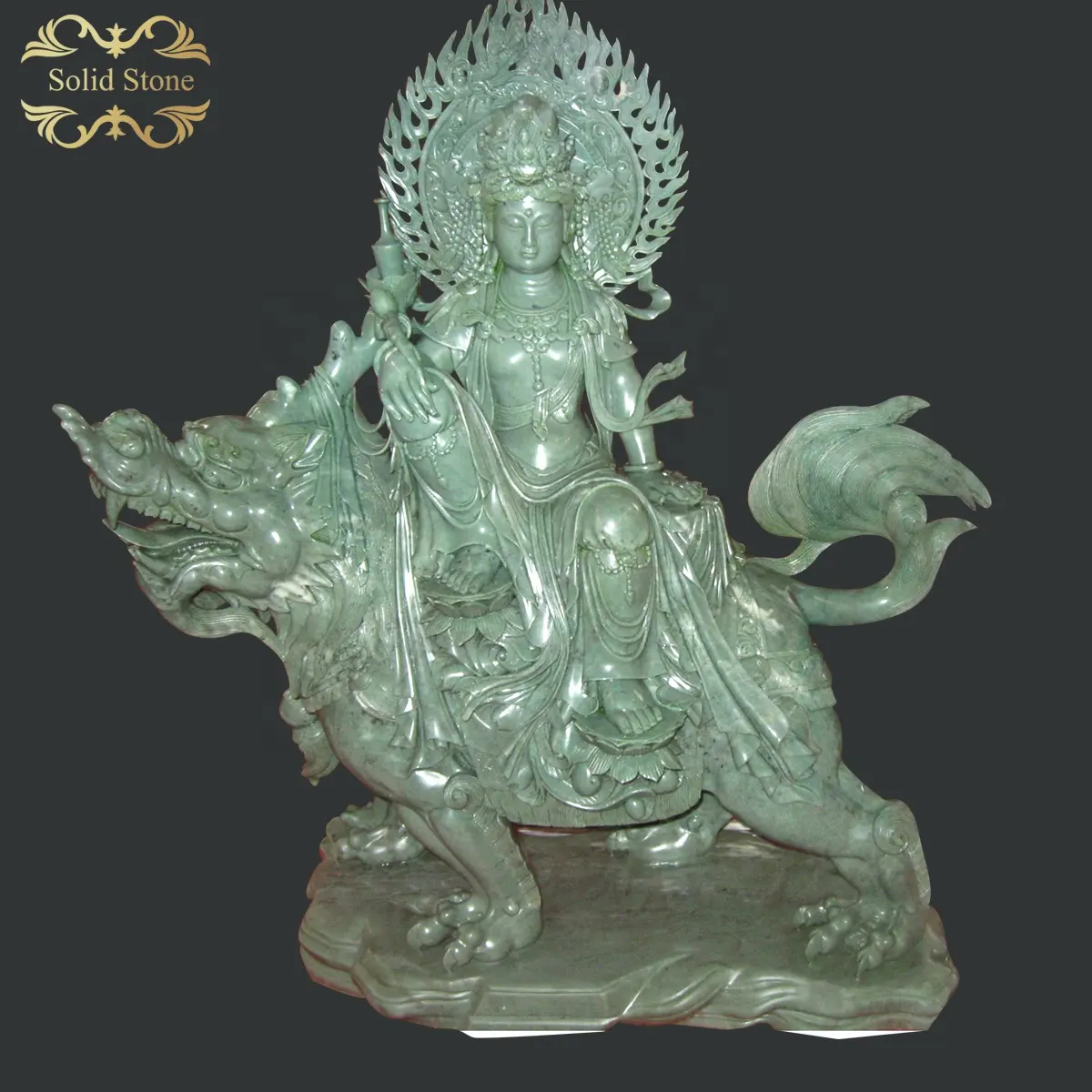 Intagliato a mano di lusso di colore verde giada Guan Yin statua di buddha