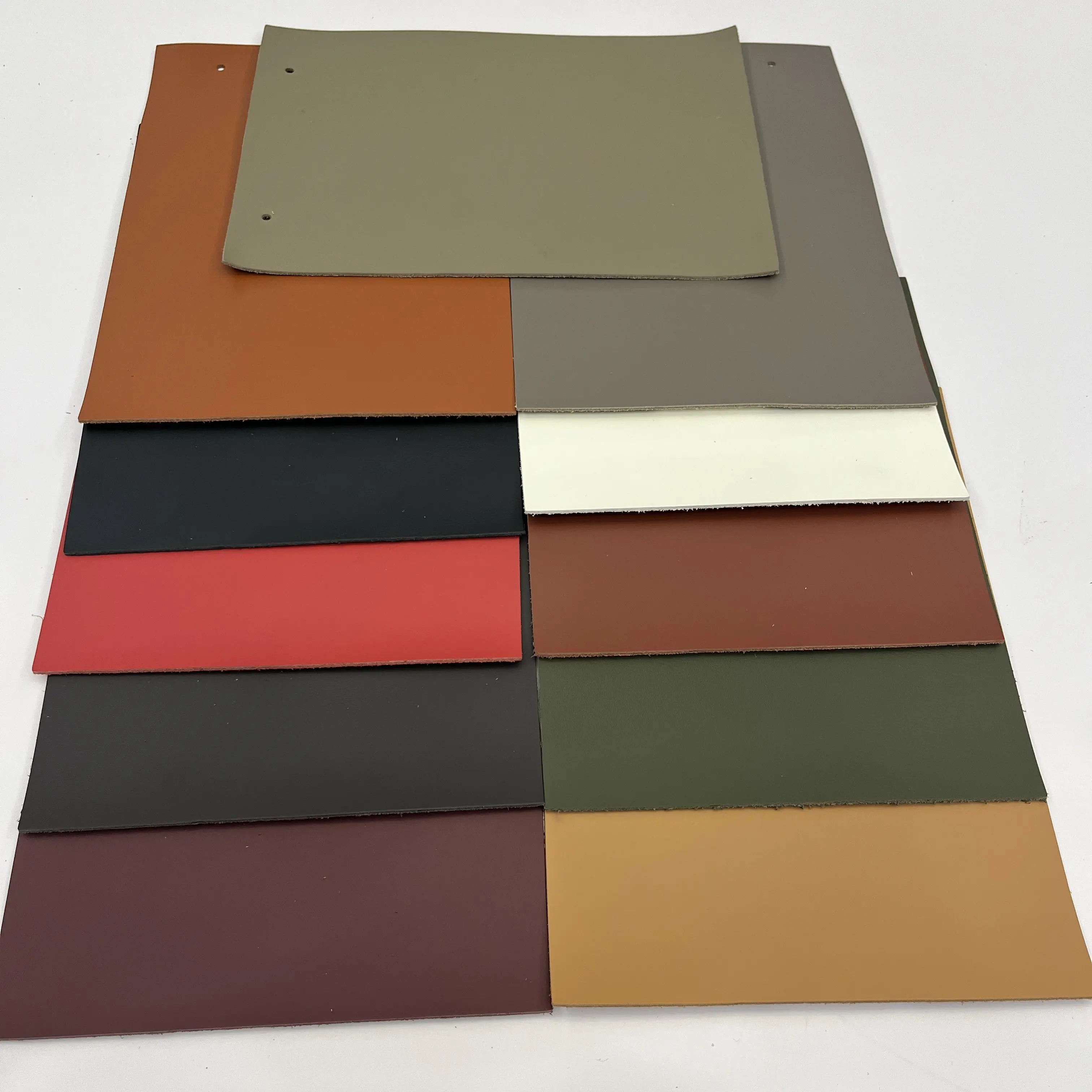 Custom color multipurpose material smooth pure leather genuine natural cowskin leather fabric
