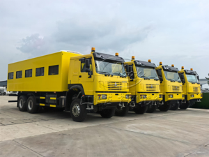 Navette de transport de masse HOWO 6X6 OEM ODM pour le transport de personnel industriel destinée aux projets d'appel d'offres à l'étranger - Product Image 2