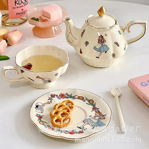 Ensemble tasse et soucoupe à café en céramique de haute qualité, ensemble de tasses de luxe pour le thé de l'après-midi - Product Image 6