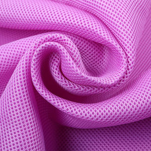 Tissu en maille 3D respirant épaissi 100 % polyester couleur rose foncé doré avec motif oeil-d'oiseau élastique - Product Image 1