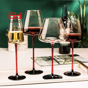 Set di Calici in Cristallo di Lusso SUNYO, Bicchieri per Vino e Champagne Fatti a Mano, Personalizzabili con Logo - Product Image 2