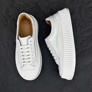 Chaussures de sport décontractées en cuir véritable pour hommes et femmes de la marque de luxe Sander, tendance de la mode, marche saine - Product Image 3