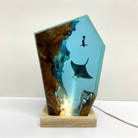 Ornamen resin kayu solid, ikan kelelawar, ikan setan, suasana laut, lampu malam, hadiah kreatif Natal lintas batas
