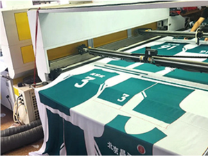 Futbol Kulübü Formalarını, Çizimleri, Özel Yamaları, Takım Amblemlerini, İsimleri ve Diğer Bilgileri Özelleştirin - Product Image 4