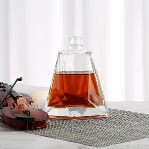 Neues Design kunden spezifischer Druck Gin 500ml Glasflasche für Schnaps