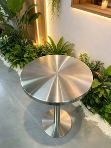 Tavolo Alto Moderno in Acciaio Inox Spazzolato con Texture Radiale, Base Alta per Bistrot, Caffè, Ristoranti e Hotel, Arredamento Commerciale - Product Image 5