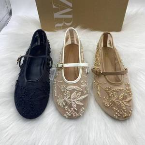 2026 Chinese handcrafted embroidery low-<b>top</b> canvas design flat-soled fashionable women's summer one-piece slip-on shoes - Product Image 1
