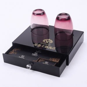 2025 <span class=keywords><strong>conteneur</strong></span> personnalisé acrylique équipements vanité organisateur boîte de rangement pour hôtel - Product Image 6