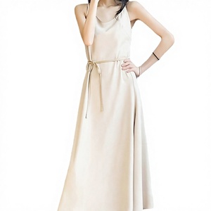 Robe longue élégante en soie pour femme, col rond, sans manches, couleur unie, légère, pour l'été, usage quotidien, ourlet droit - Product Image 3