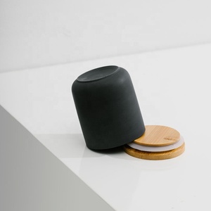 YBH nordique décor à la maison bougie pot de luxe vide cylindre en céramique bougeoir 12 oz pot avec couvercles en bois pour la fabrication de bougies - Product Image 6