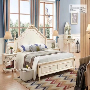 Set di Mobili per Camera da <span class=keywords><strong>Letto</strong></span> dal Design Moderno, <span class=keywords><strong>Letto</strong></span> <span class=keywords><strong>Matrimoniale</strong></span> Confortevole King o Queen Size, Arredamento Domestico in Legno Dorato con Testiera Completa - Product Image 4