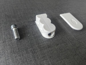 Sujetador de Muebles 3-1, Accesorio para Armario y Guardarropa, Soporte de Plástico Blanco para Tableros, Fuerte y de Fácil Instalación para Cocina - Product Image 2