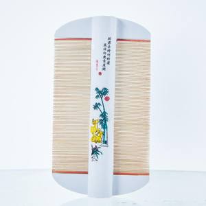 Peine <span class=keywords><strong>de</strong></span> bambú chino tradicional hecho a mano <span class=keywords><strong>de</strong></span> doble cara con dientes finos para la eliminación <span class=keywords><strong>de</strong></span> caspa, piojos, lindas y pulgas, para limpieza del cabello <span class=keywords><strong>de</strong></span> niñas, niños y bebés. - Product Image 1