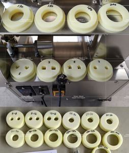 Nueva máquina de aperitivos de pizza de hamburguesa de alta calificación incluye productos de masa y granos de pizza - Product Image 4