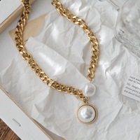 Collier pendentif en perles d'eau douce épaisses, chaîne cubaine en acier inoxydable inaltérable, collier de perles pour femme