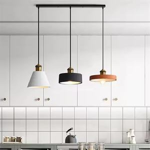 Luminaire design industriel Lustre de salle à manger couleur <span class=keywords><strong>macaron</strong></span> <span class=keywords><strong>Lampe</strong></span> de table et de bar <span class=keywords><strong>Lampe</strong></span> de table de chevet de chambre à coucher <span class=keywords><strong>Lampe</strong></span> de table de style simple - Product Image 2