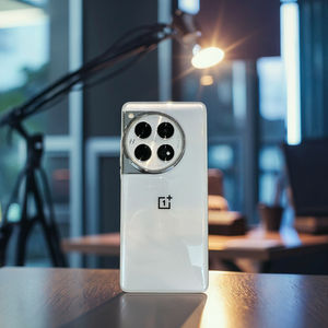 OnePlus 12 5G LTE, Pantalla LTPO de 6.8 Pulgadas, Batería de 5000 mAh, Cámara Hasselblad de 50 MP, Serie Helio Octa Core, 12/256 GB, Doble SIM, Alemán - Product Image 1