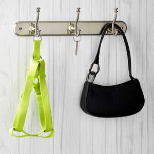 Arneses para perros Vibrant Life de poliéster Step-in, amarillo neón, L (tamaño de pecho 18 "-21") - Product Image 2