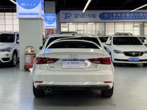 <span class=keywords><strong>Audi</strong></span> <span class=keywords><strong>A3</strong></span> Limousine 35 <span class=keywords><strong>TFSI</strong></span> 2020, 4 Porte, 5 Posti, Cambio Automatico, Guida a Sinistra, Berlina a Benzina 1.4T L4 FWD con Telecamera Posteriore - Product Image 5