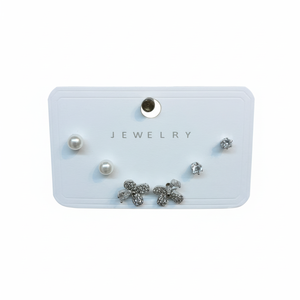 Eleganti orecchini a forma di fiore in argento con perle finte, gioielli classici da donna per l'uso quotidiano - Product Image 1