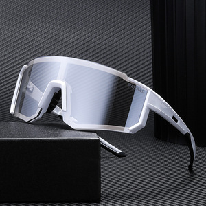 Gafas Deportivas con Lentes Fotocromáticas, Montura Completa de PC, Resistentes al Viento, para Ciclismo, Uso en Exteriores, Multifuncionales, Estilo Boxeo - Product Image 2
