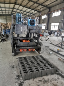 JH-18A Máquina automática para fabricar ladrillos huecos de hormigón, bloques, adoquines y palets, con vibración para hormigón JH18A - Product Image 6