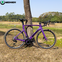 Vélo de route en fibre de carbone super léger 700C avec frein à disque 105 R7120 2x12S et boîtier de pédalier UDH T47 pour la course