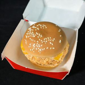Crème glacée à la vanille en forme de hamburger, certifiée HACCP ISO HALAL, boîte de 110 g, 12 pièces par carton, marque Siyu, prêt à <span class=keywords><strong>manger</strong></span>, surgelé - Product Image 6