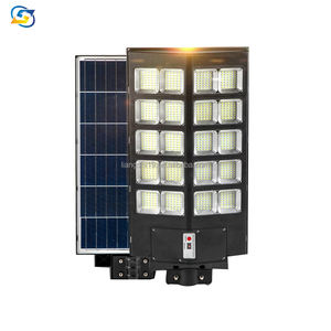 Lumières solaires de rue <span class=keywords><strong>1000W</strong></span> 800LED <span class=keywords><strong>projecteur</strong></span> extérieur 1500W LED lumières de jardin d'inondation solaires tout en un Led lampadaire <span class=keywords><strong>solaire</strong></span> 1500w - Product Image 1
