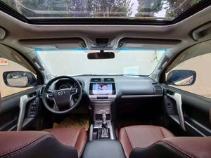 Toyota <span class=keywords><strong>Prado</strong></span> d'occasion 2019 3.5L <span class=keywords><strong>TX</strong></span>-L Édition Premium SUV - Conduite à gauche Automatique Roue de secours arrière 7 places Excellent état Véhicule d'occasion - Product Image 4