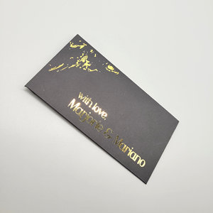 Tùy chỉnh cao cấp thân thiện với môi các tông màu đen 300gsm 6*3.25inch giấy phong bì lá vàng Logo in văn bản thẻ kinh doanh Hot - Product Image 4