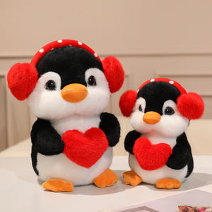 Pingüino de Peluche al por Mayor con Corazón y Orejeras, Animal de Peluche, Decoración del Hogar, Juguete de Pingüino Suave - Product Image 2