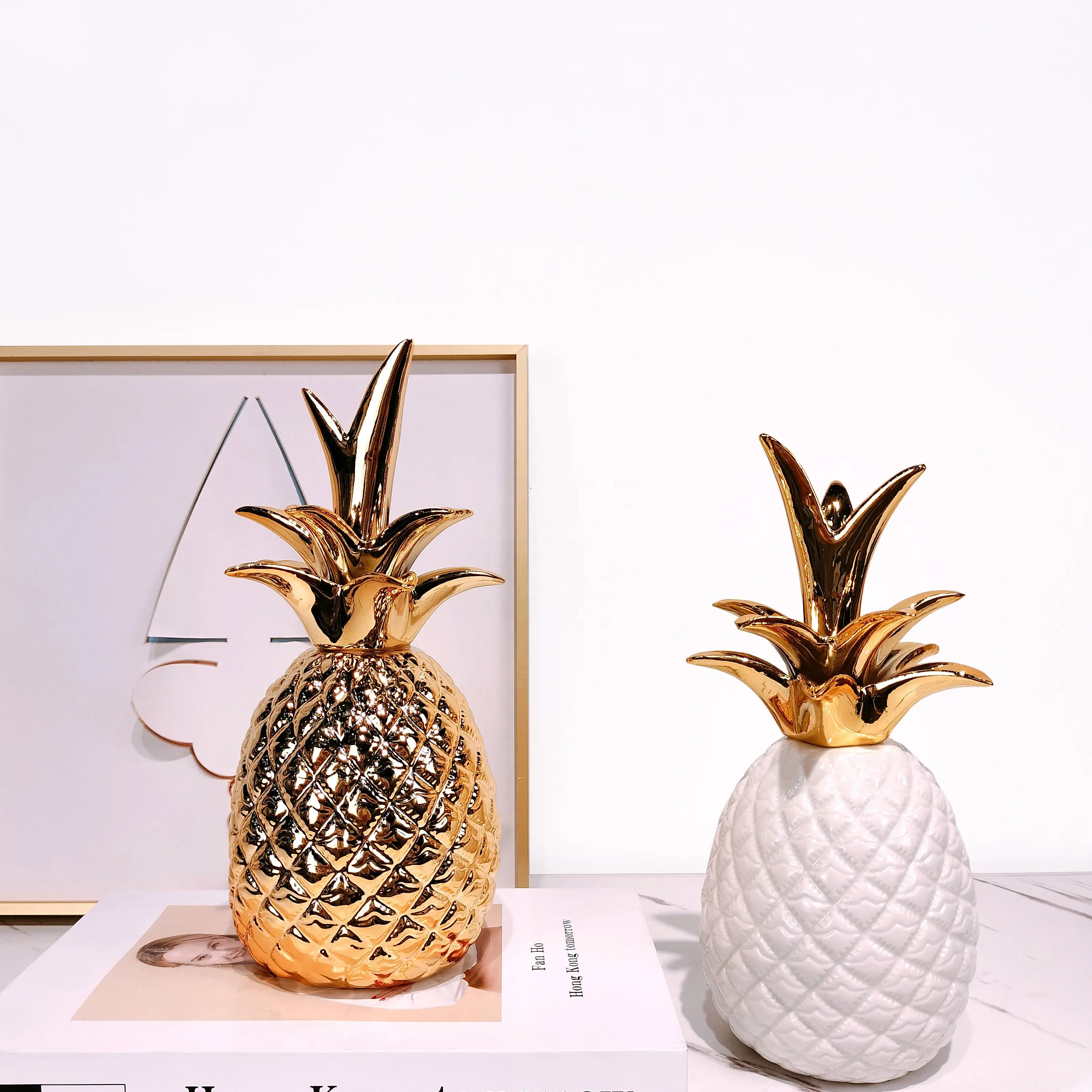 Modern simple light luxury ceramic ornaments wedding hotel pineapple home luxury decor accessories