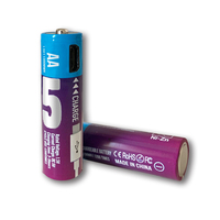Logo SMARTOOOLS Custom OEM Baterai Lithium AA Isi Ulang 1300mAh Tipe-C Micro USB 1.5V Bersertifikasi CE/FCC 1200 Siklus 2 Tahun