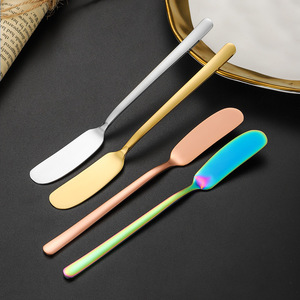 Coltelli <span class=keywords><strong>per</strong></span> Burro in Acciaio Inox dal Design Versatile ed Elegante <span class=keywords><strong>con</strong></span> Manico Lungo <span class=keywords><strong>per</strong></span> Spalmare Formaggio Cremoso e <span class=keywords><strong>Pizza</strong></span> - Product Image 5
